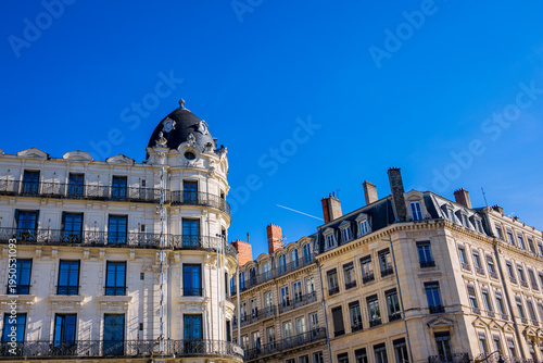 Schilderij op canvas Immeubles anciens Place de la République à Lyon en France