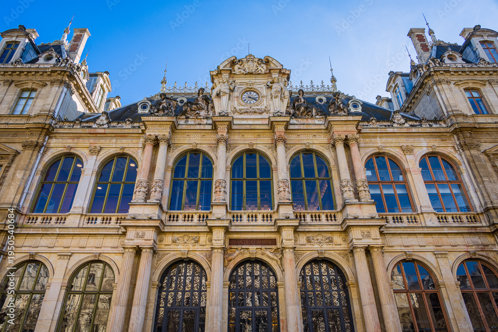 Obraz premium Le Palais de la Bourse de Lyon en France