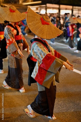 西馬音内盆踊り　秋田県羽後町　traditional japanese dance festival