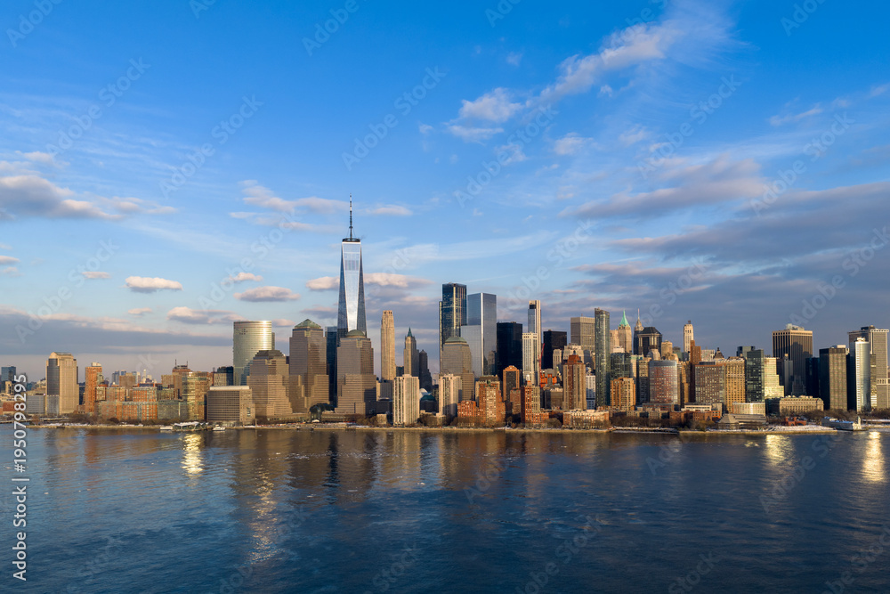 Obraz premium New York City downtown panorama. NYC Manhattan skyline with urban architecture. Manhattan skyline in New York City. New York City skyline.