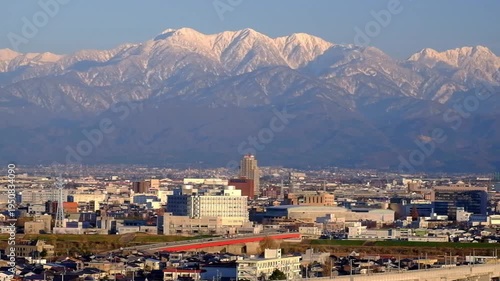 Wallpaper Mural 呉羽山からの眺望　富山市街地ビル群と北アルプス毛勝三山 Torontodigital.ca