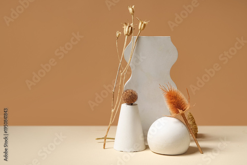 Dried flowers and plaster p...