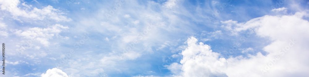 Obraz premium Beautiful cloudy sky. Daylight Sky texture. Abstract nature background