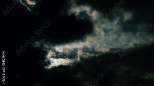 4K 59,94fps Cinematic Sky: Dazzling Light Burst Through Dark Moving Clouds