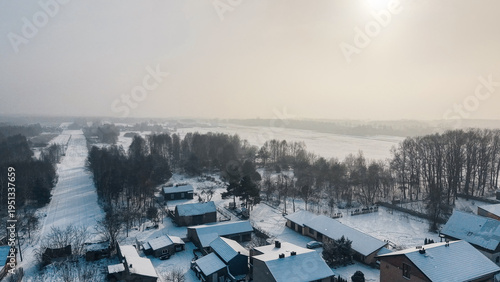 Slika na platnu Warm roofs melt snow quickly