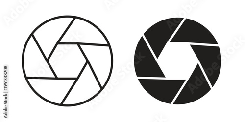Aperture icon set. outlined and solid flat clipart versions.