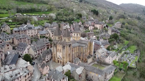 Conques desde el aire