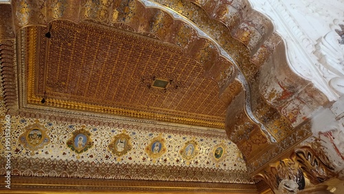 Φωτογραφία A beautiful close-up view of artistic interior of the Phool Mahal, or Palace of Flowers, located within the Mehrangarh Fort in Jodhpur, Rajasthan