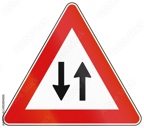 Road sign used in Italy - Two-way traffic Free Download Road sign used in Italy - Two-way traffic - GFXLoad