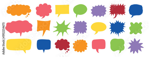 colorful speech bubbles set. Hand drawn vector cute communication bubbles. speech bubble collection