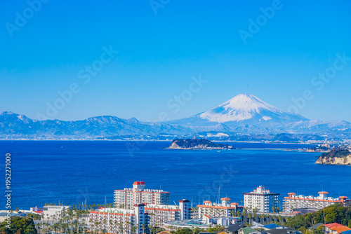 Wallpaper Mural 日本神奈川逗子からの富士山 Torontodigital.ca