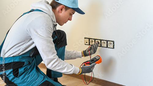 Tableau sur toile Electrical installation