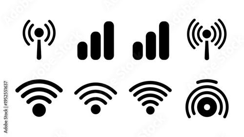 Eight distinct black vector icons depicting wireless connectivity and various cellular signal strength levels.