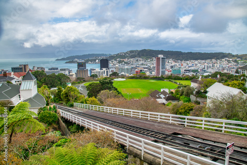 Fotografie Wellington panoramic city view and harbor from Cable Car hilltop on a sunny day