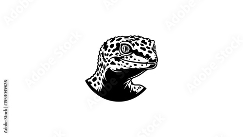 Monochrome gecko head in profile with bold black and white spots