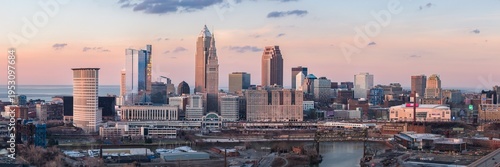 Schilderij op canvas Cleveland Ohio Downtown City Skyline Dusk