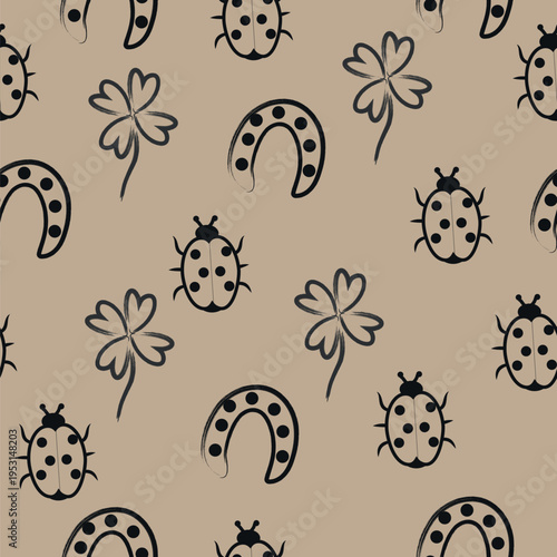 Seamless pattern with hand-drawn ladybugs, lucky horseshoes, and clover leaves on a neutral beige background perfect for textiles, wrapping paper, and digital backgrounds.