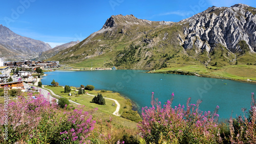 Quadro em tela Panoramic view of the lake Lac de Tignes and the village in the French Alps valley, Savoie, France, Europe