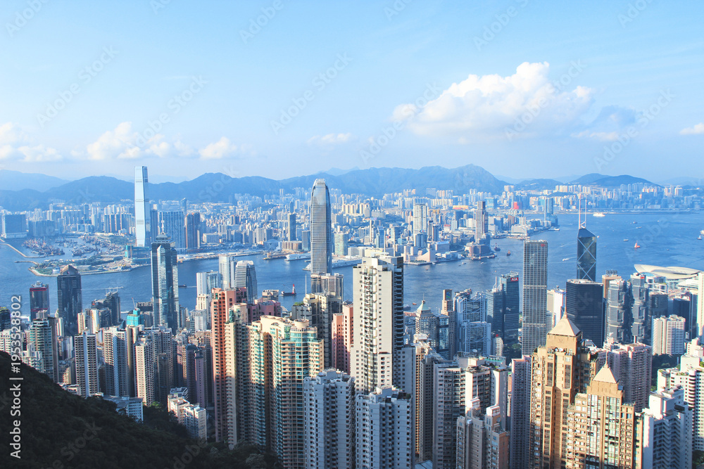 Fototapeta premium Hong Kong Victoria Harbor Skyline with Tall Buildings
