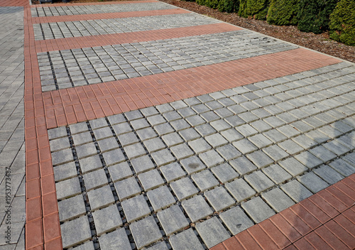 Tableau sur toile permeable pervious paving gaps are actually very intentional piece of modern civil engineering, Purpose Stormwater Management paved area, rainwater soak into ground