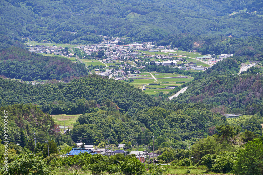 Obraz premium 長野県 アルプス展望道路からの筑北村