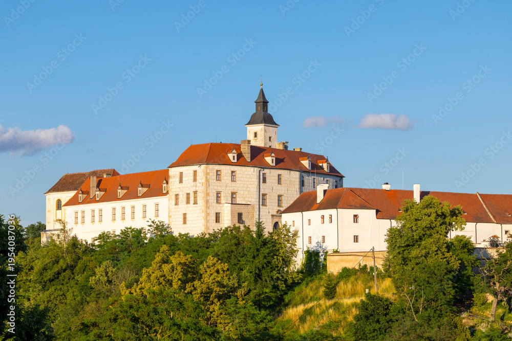 Fototapeta premium Jevisovice Castle standing on hill in Czechia