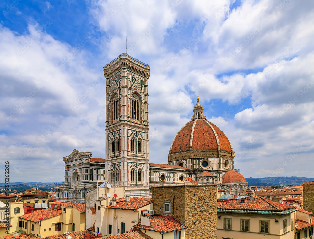 Fototapeta premium Florence skyline with the Duomo Cathedral and Giotto bell tower, Tuscany, Italy