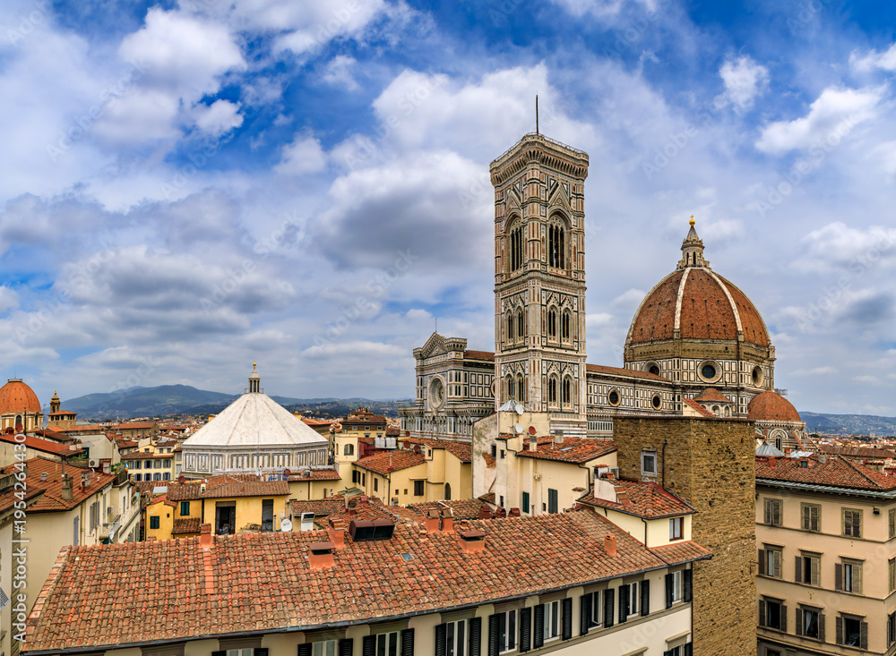 Fototapeta premium Florence skyline with the Duomo Cathedral and Giotto bell tower, Tuscany, Italy