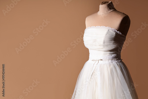 Mannequin with wedding dres...