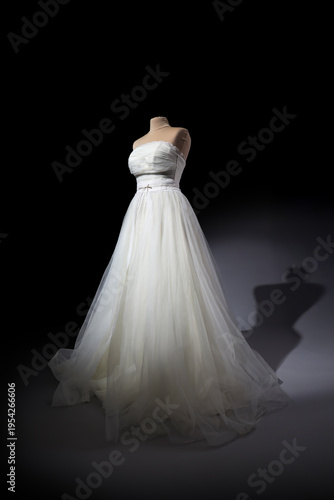 Mannequin with wedding dres...