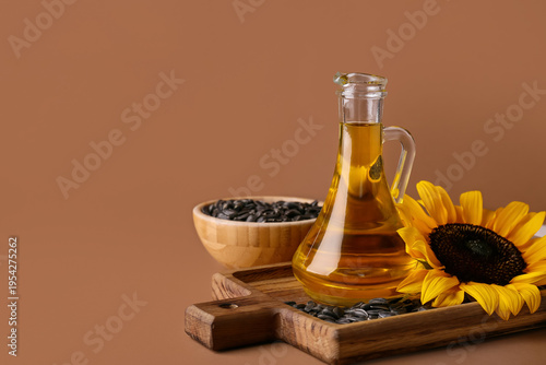 Jug of oil, sunflower and b...