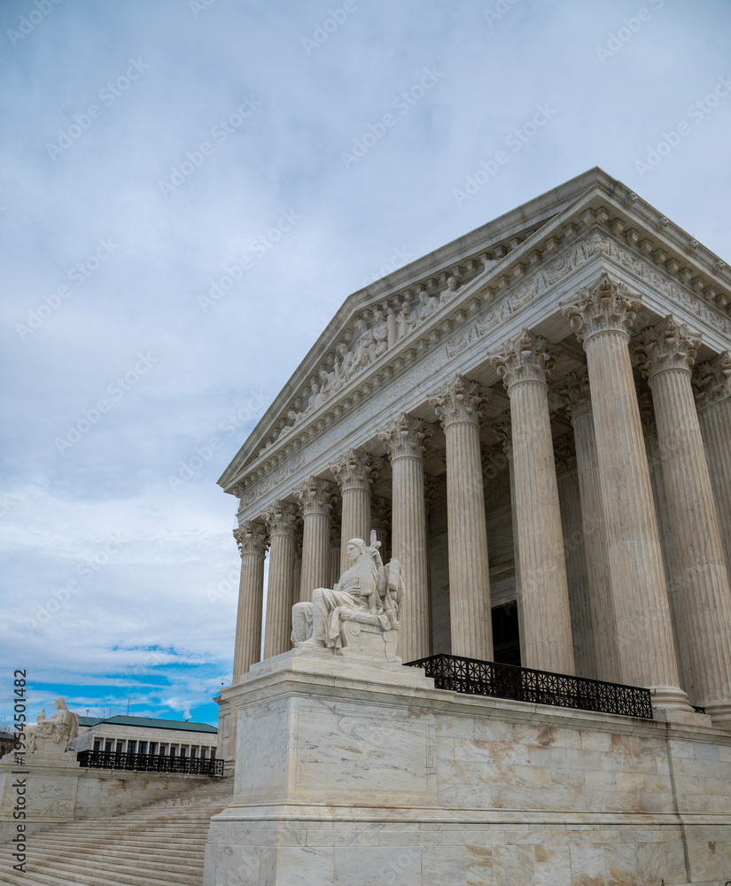 Fototapeta premium Supreme Court institution of law. US law system of federal government. USA judicial authority landmark. American constitution justice.