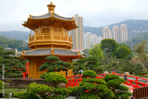 Obraz na plátne Golden Pavilion landmark in Nan Lian Garden, Hong Kong