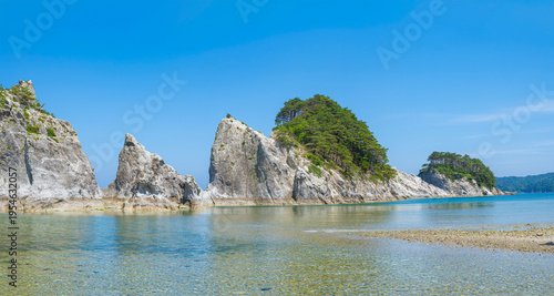 夏の浄土ヶ浜　三陸海岸