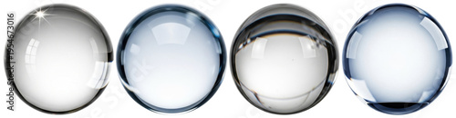 Fotografía A collection of clear glass spheres in various light conditions.