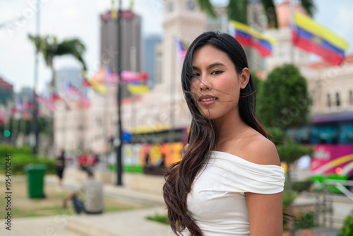 Photography Smiling Thai Woman at Merdeka Square Kuala Lumpur in front of the Sultan Abdul Samad Building