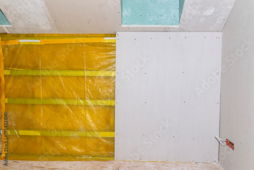Wall framing and insulation installation for plasterboard finishing
