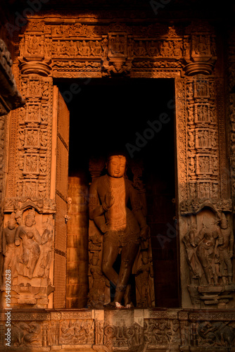 Vishnu Idol inside Chaturbhuj temple in Khajuraho, India, UNESCO world Heritage site