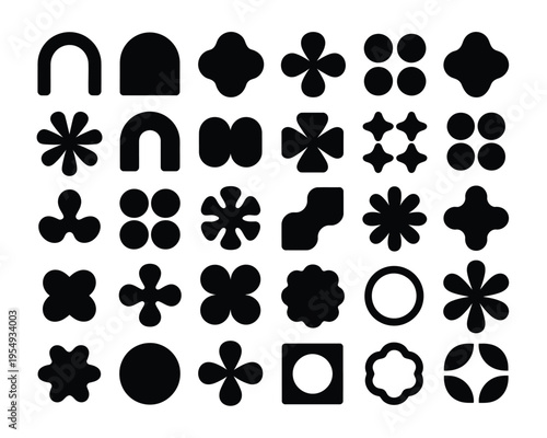 Retro badge and shape icons featuring arches, shields, quatrefoils, diamonds, rounded frames, logo mark elements, minimalist geometric vector pack collection