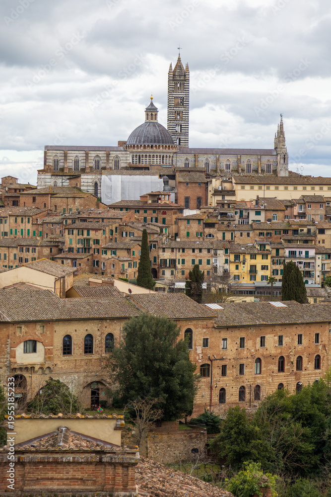 Fototapeta premium Ancient City Skyline With Broad Sky View And Classic Rooftops. Venetian Urban Scene Featuring Aged Rooftops And Extensive Clear Sky Above