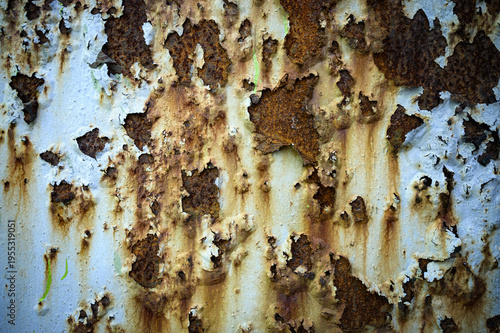 Rust corrosion peeling pain...
