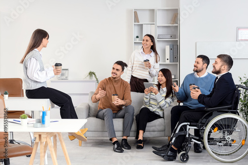 Group of business people wi...