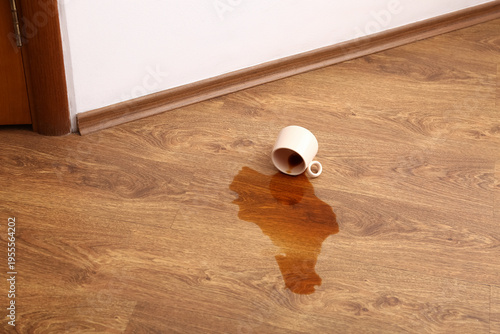 Wooden laminate floor with ...