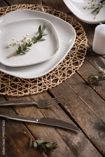 Wicker mat with stylish tab...