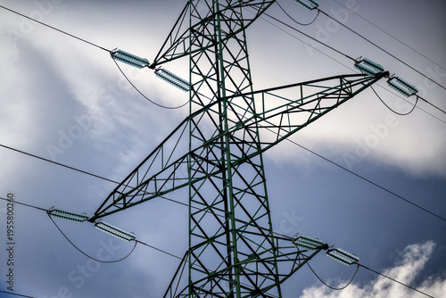 TRALICCIO ALTA TENSIONE ELETTRICA