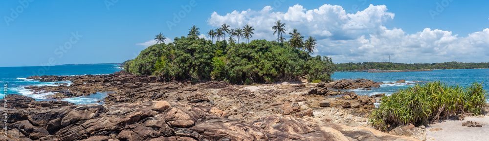 Fototapeta premium Small Tropical Island with Blue Ocean in Sri Lanka
