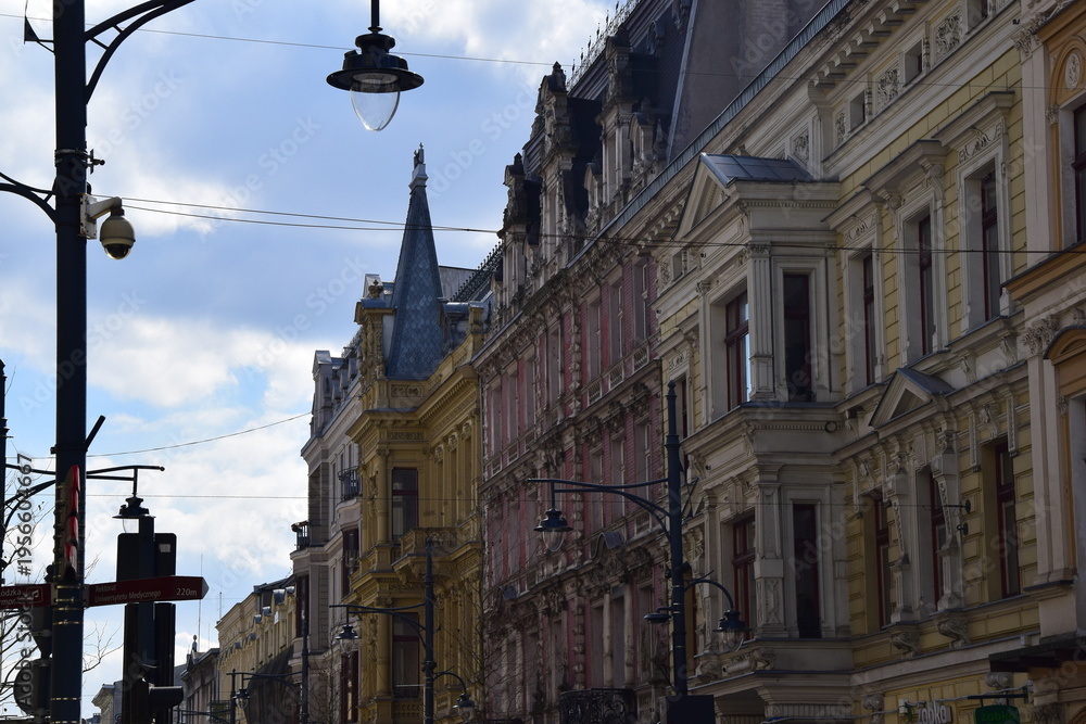 Fototapeta premium Historical architecture of Piotrkowska Street in Lodz