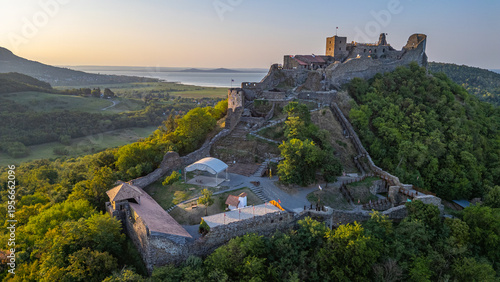 Bild auf Leinwand Sunrise view of Szigliget castle in Hungary