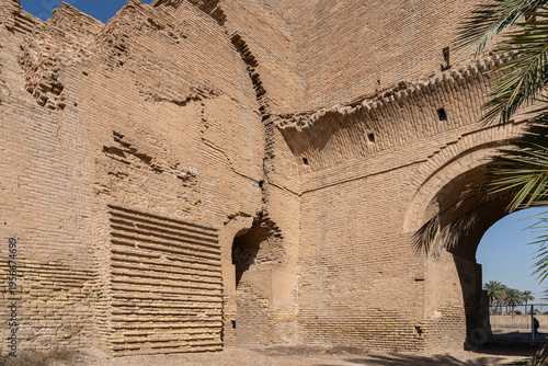 6th century monumental brick arch of the Sassanian palace Iwan Kisra, al-Mada'in, Iraq