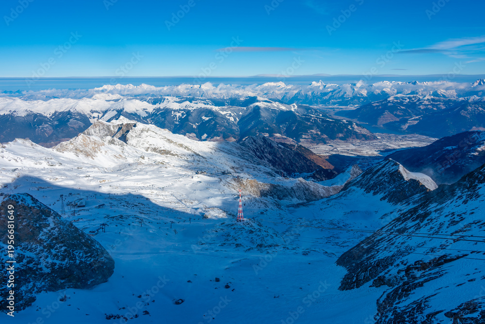 Fototapeta premium Panorama view of Kaprun ski resort in Austria